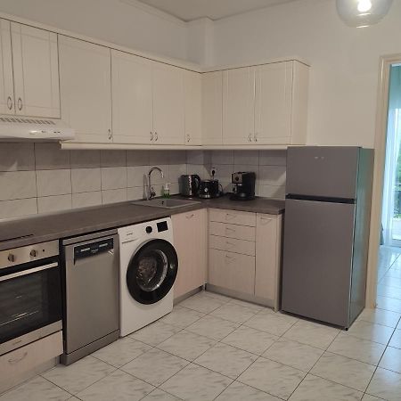 The Twelve In Iraklitsa Apartment Nea Iraklitsa Екстериор снимка
