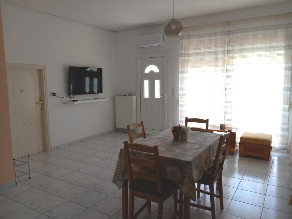 The Twelve In Iraklitsa Apartment Nea Iraklitsa Екстериор снимка