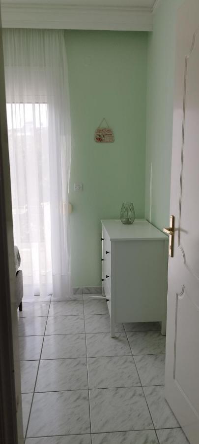 The Twelve In Iraklitsa Apartment Nea Iraklitsa Екстериор снимка